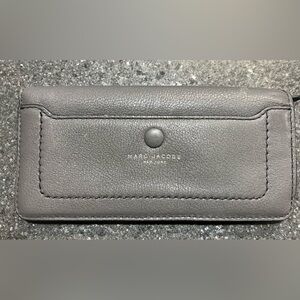 Marc Jacob's grey wallet